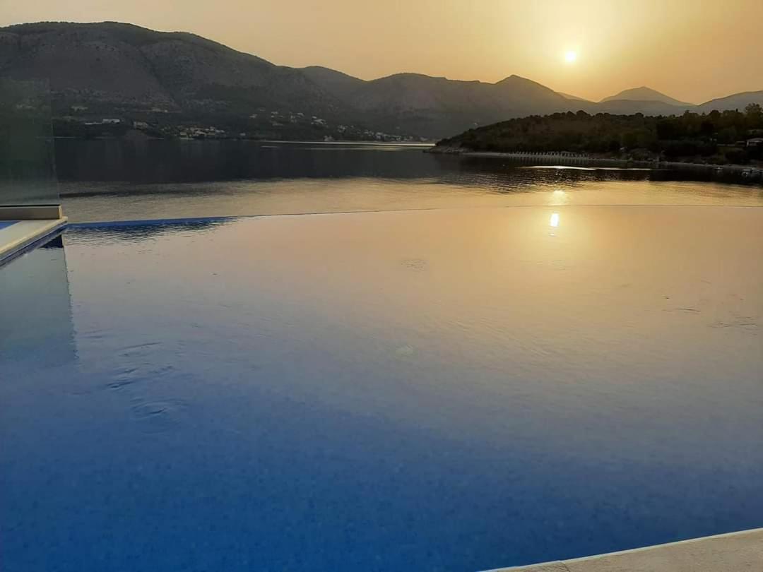 Blue Bay Apartments Sívota Buitenkant foto