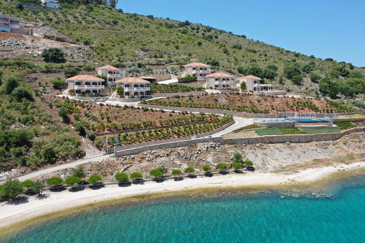 Blue Bay Apartments Sívota Buitenkant foto