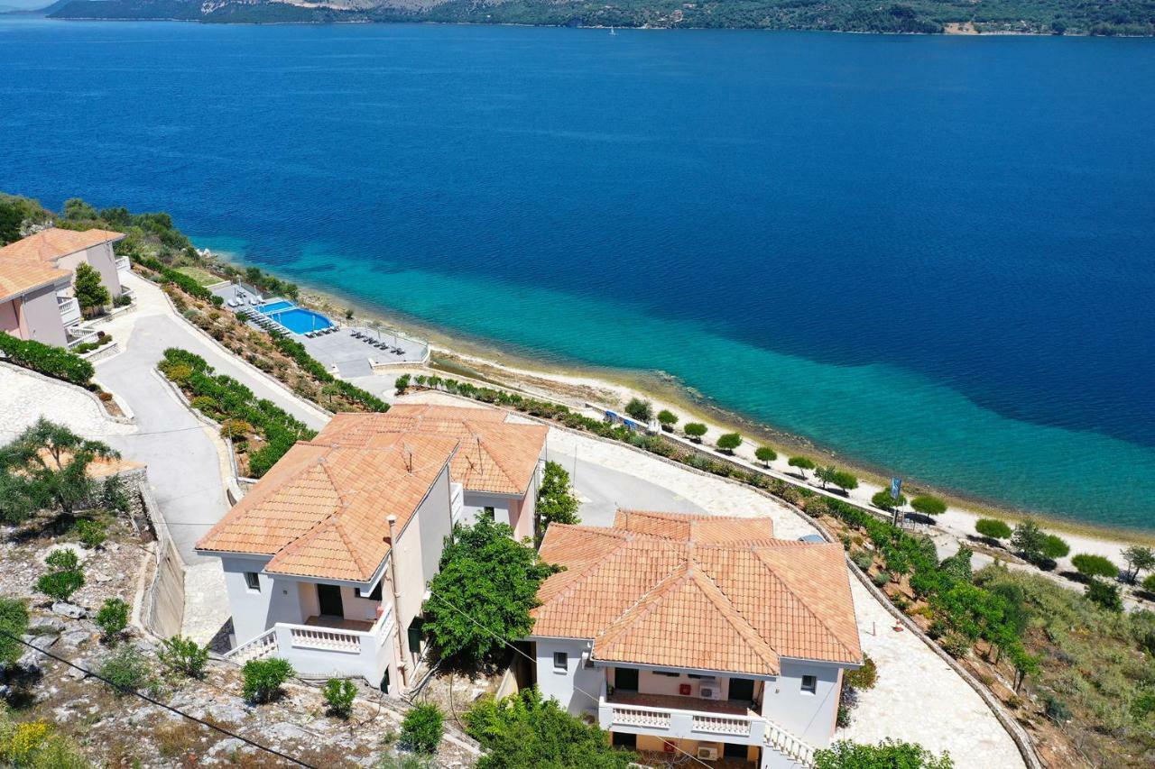 Blue Bay Apartments Sívota Buitenkant foto